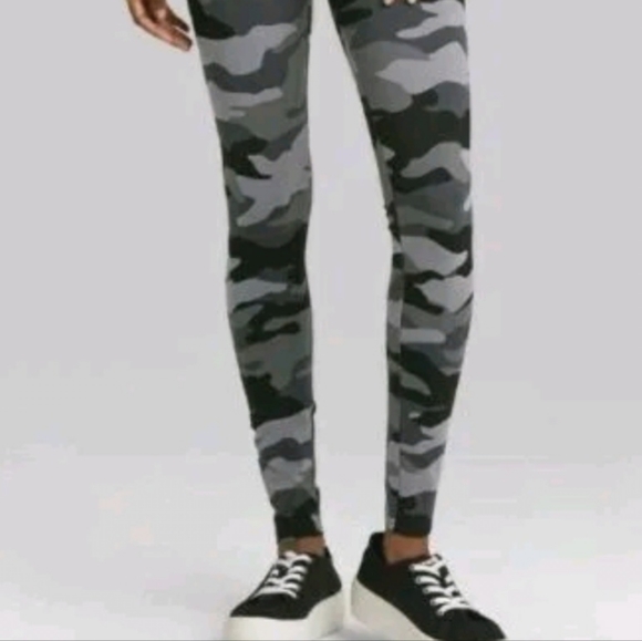 Wild Fable High Waisted Classic Leggings Gray Camo - Picture 4 of 7